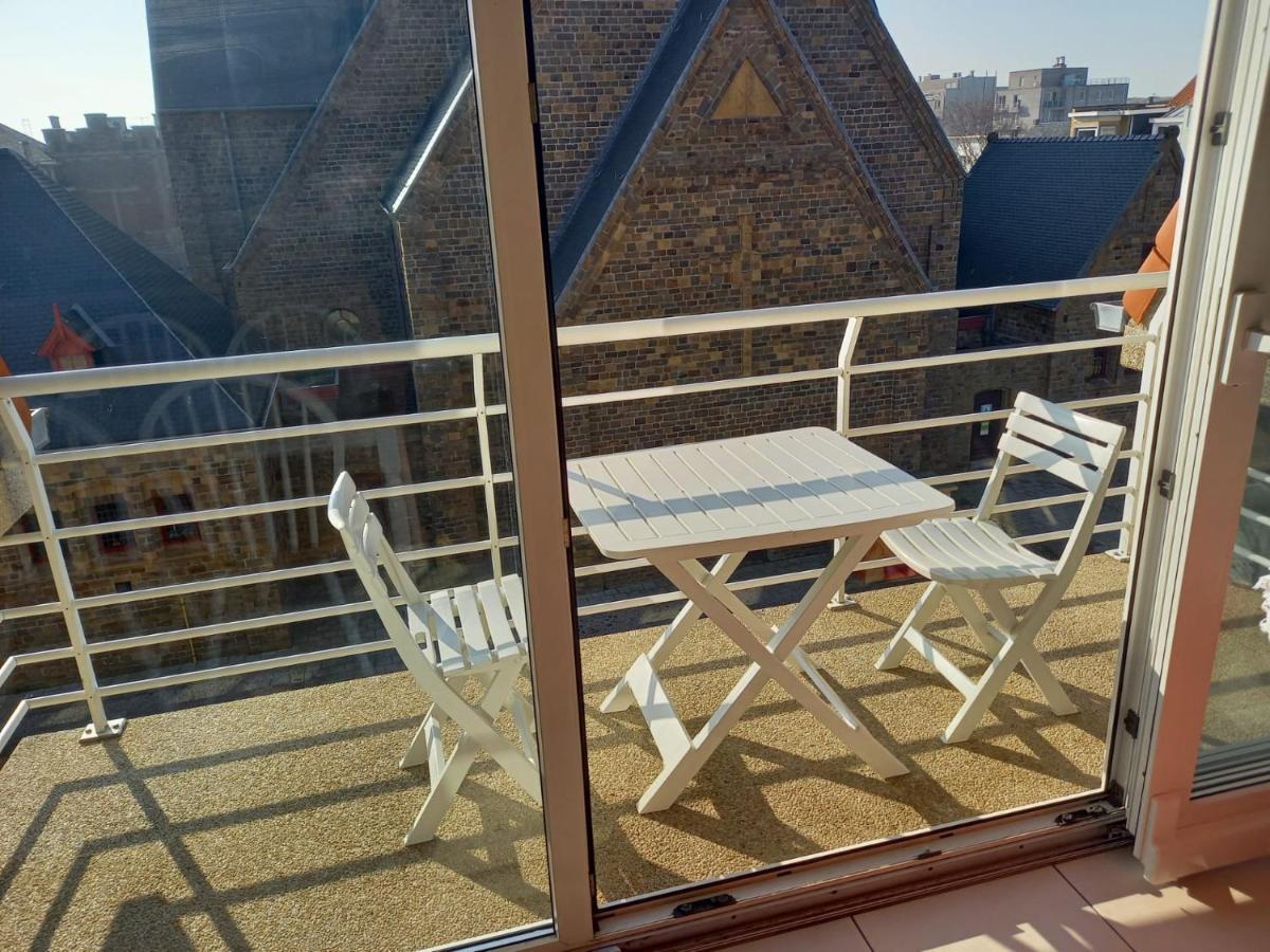 Appartement Vlakbij Zee En Duinen Bredene Exterior foto